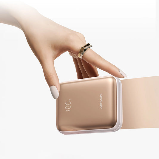 Joyroom JR-PBF27 külső akkumulátor, 10000mAh, 22.5W, PD, 1 x Lightning - 2 x USB-C, Arany