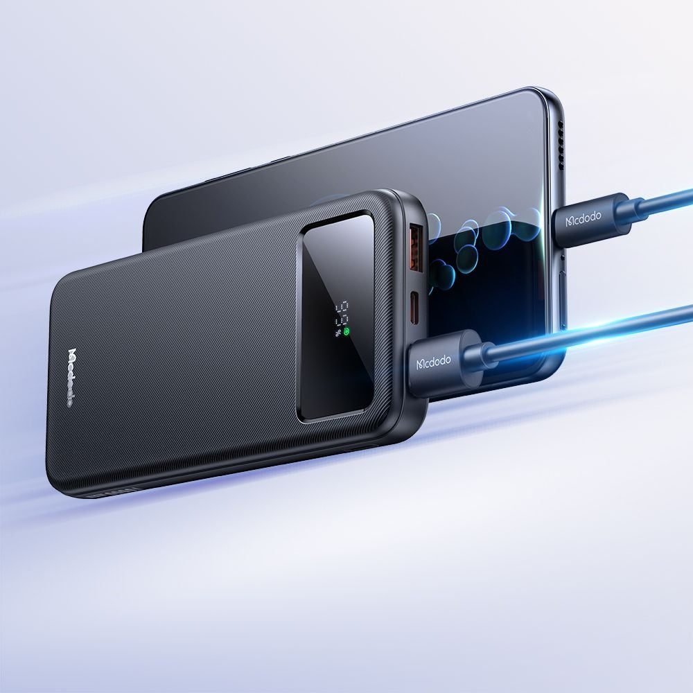 McDodo MC-4220 külső akkumulátor, 10000mAh, 22.5W, QC + PD, 2 x USB-A - 1 x USB-C, Fekete