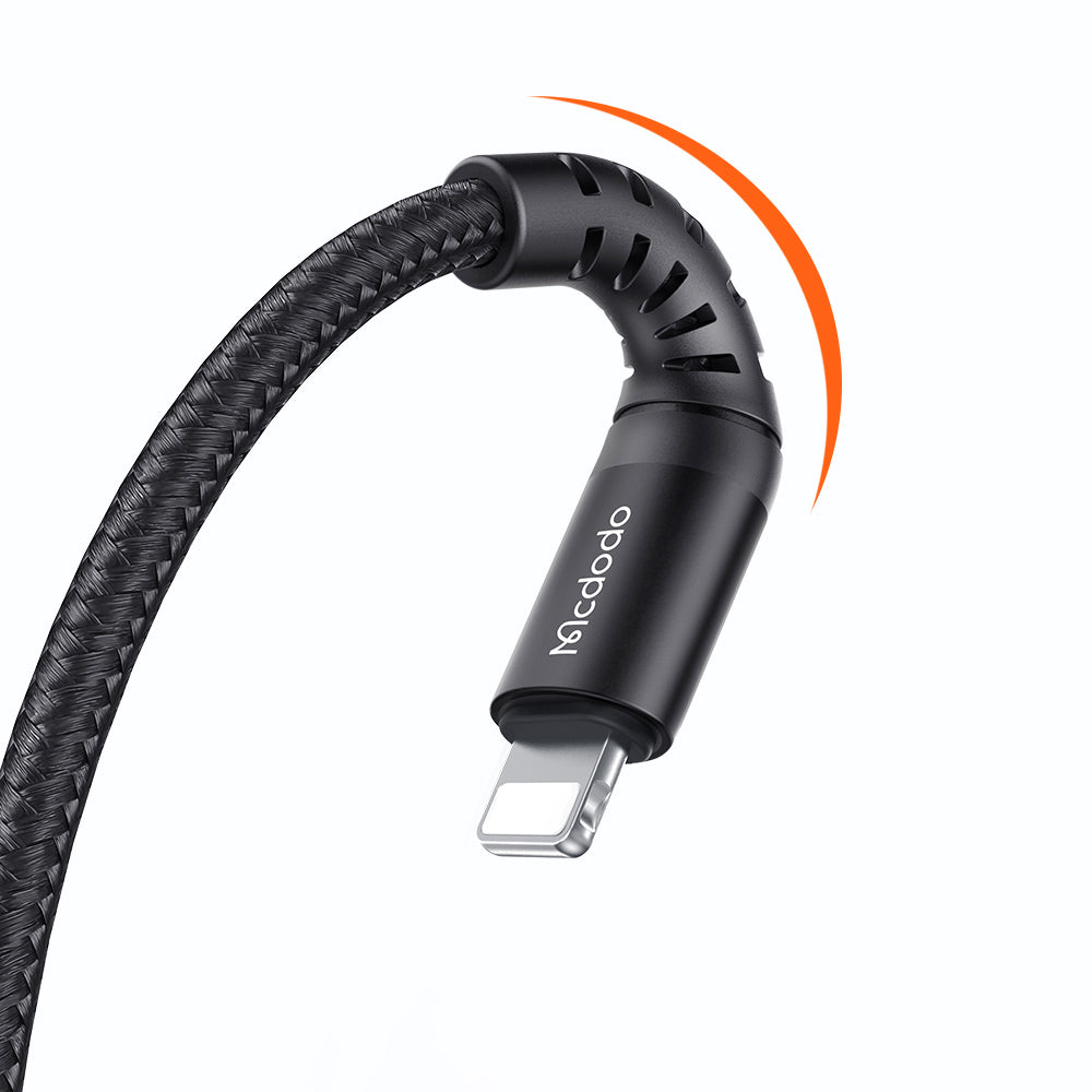 USB-A - Lightning McDodo CA-2261 adat- és töltőkábel, 18W, 1m, Fekete