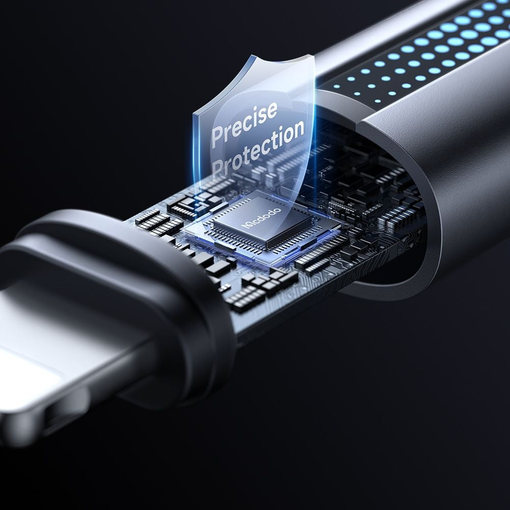USB-A - Lightning McDodo CA-5660 adat- és töltőkábel, 18W, 1.2m, Fekete
