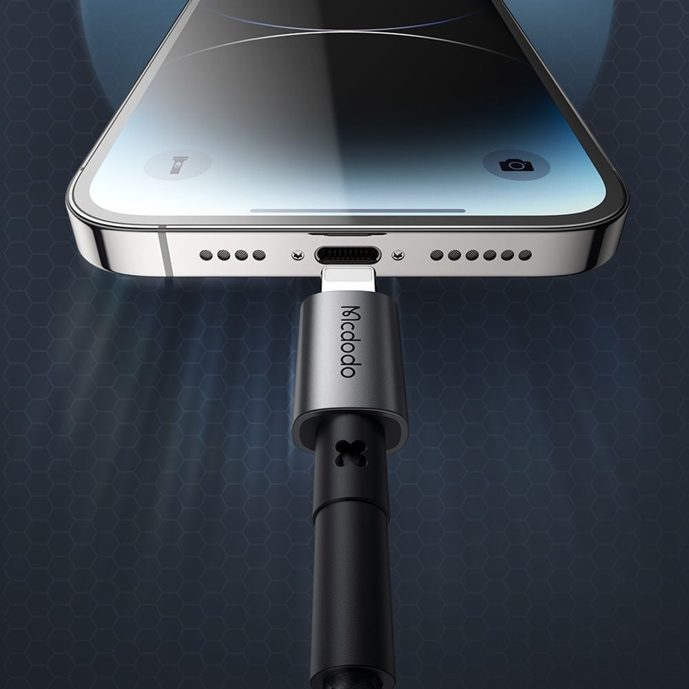 USB-C - Lightning McDodo CA-2850 adat- és töltőkábel, 36W, 1.2m, Fekete