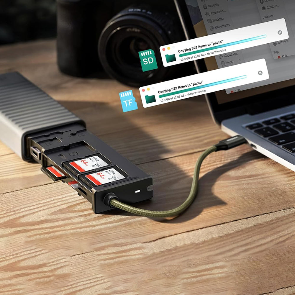 USB / USB-C kártyaolvasó UGREEN CM856 (55899) szervezővel, 2 x SD - microSD, szürke