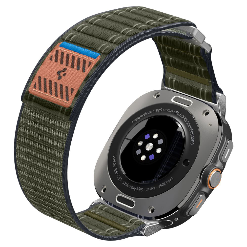Spigen WBF0 szíj Samsung Galaxy Watch Ultra-hoz, zöld AMP10147