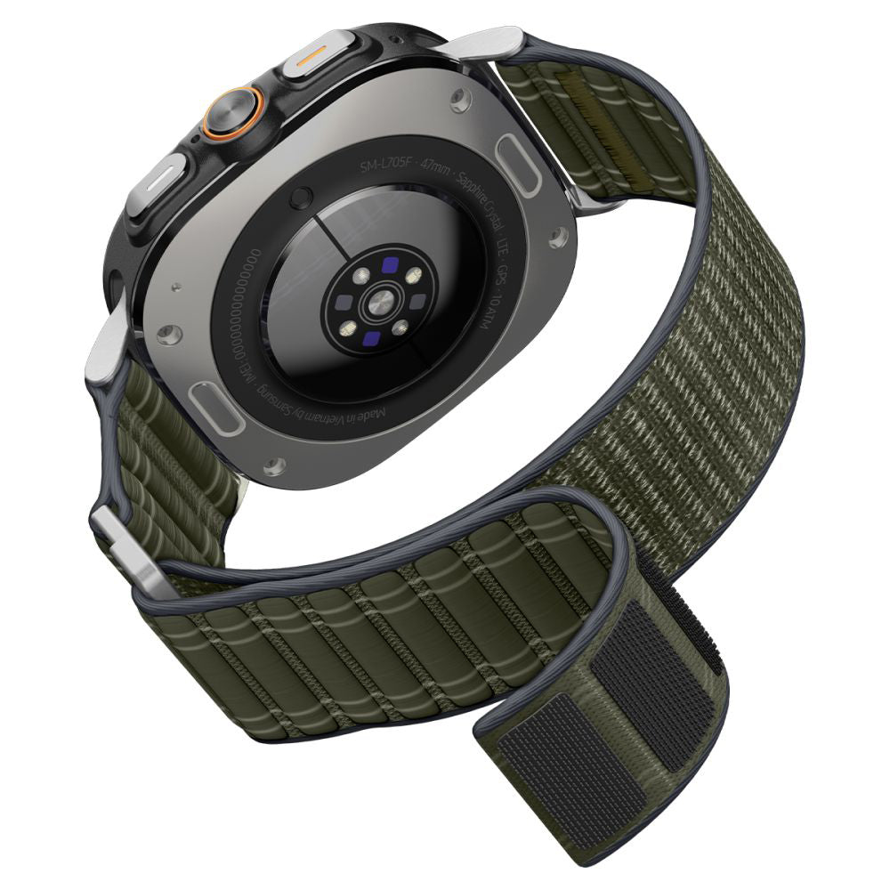 Spigen WBF0 szíj Samsung Galaxy Watch Ultra-hoz, zöld AMP10147
