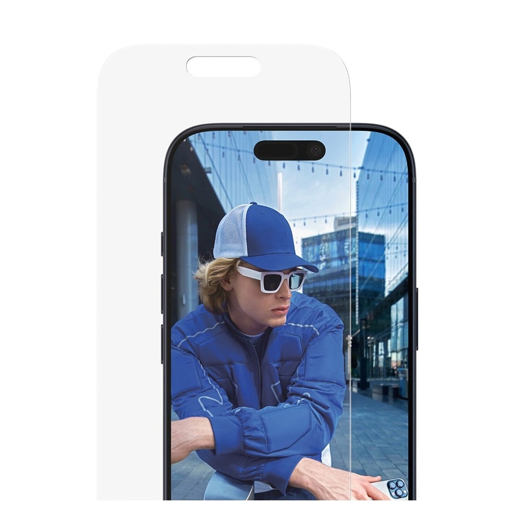 PanzerGlass Classic Fit EasyAligner védőfólia Apple iPhone 17 Pro-hoz, Edzett üveg, Teljes ragasztás