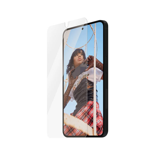 PanzerGlass Safe képernyővédő fólia. Ultra-Wide Fit EasyAligner a Samsung Galaxy S25 S931 / S24 S921 készülékekhez, Edzett üveg, Teljes ragasztás