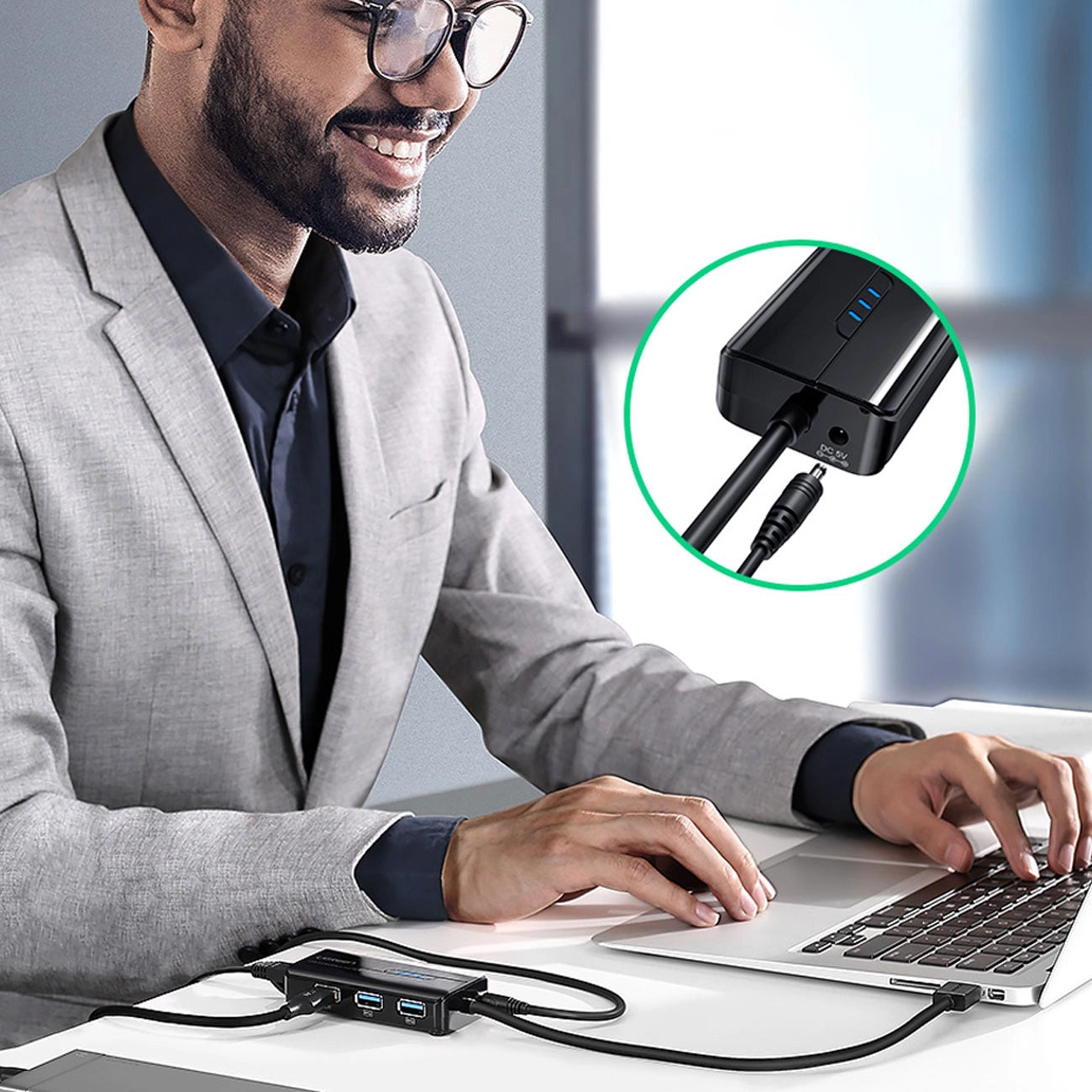 UGREEN 20265 USB hub, 3 x USB-A 3.0 - 1 x RJ45, Fekete