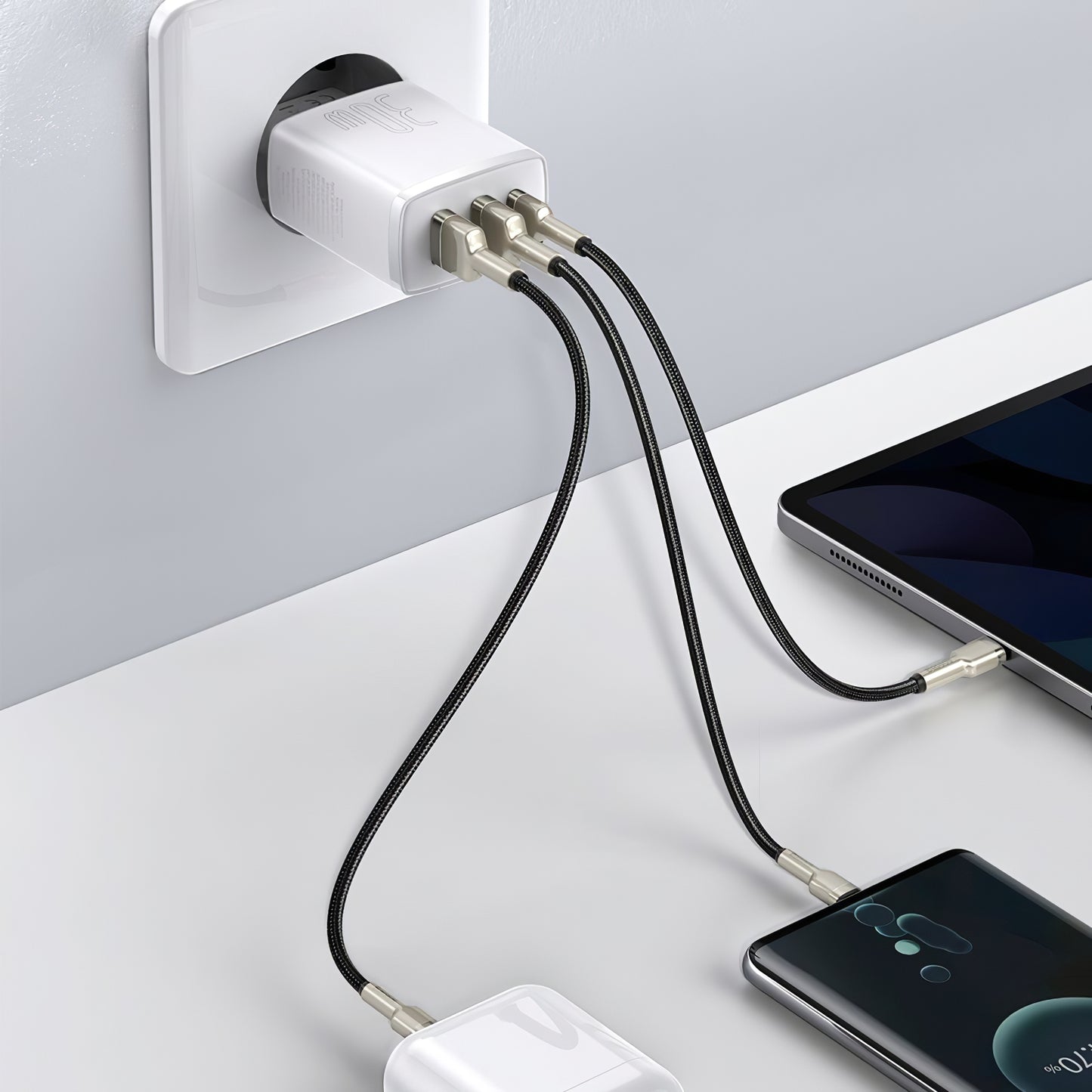 Baseus Compact hálózati töltő, 30W, 1 x USB-C - 2 x USB-A, fehér CCXJ-E02
