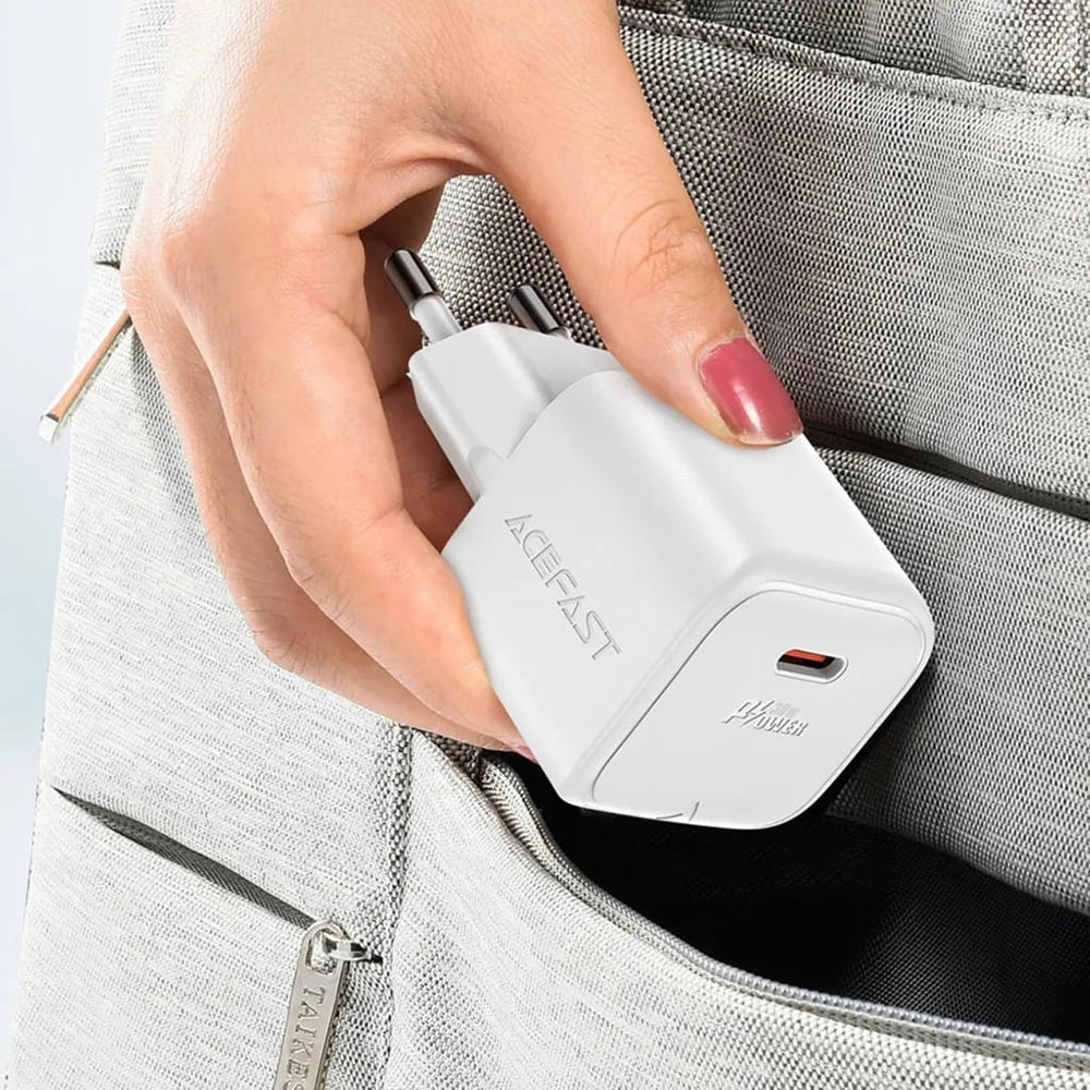 Hálózati töltő USB-C kábellel Acefast A77, 30W, 3A, 1 x USB-C, Fehér