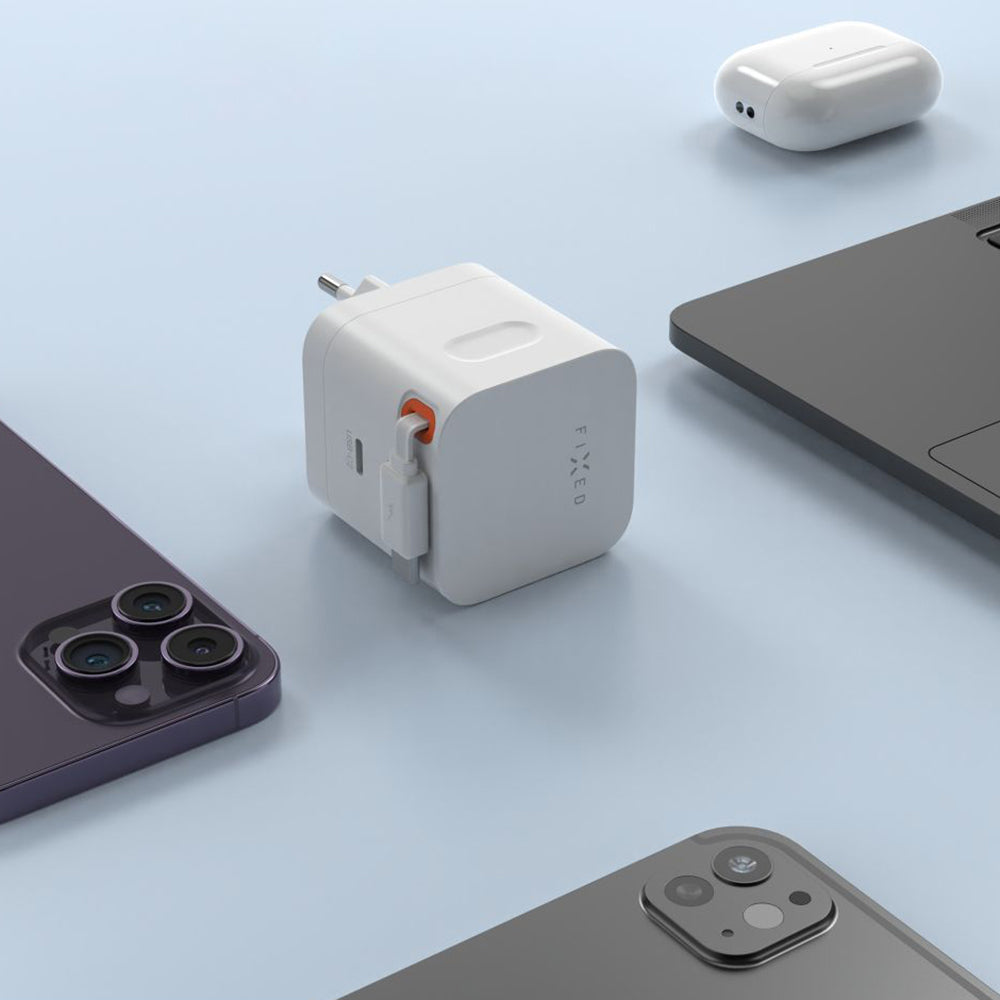Fixed USB-C kábelhálózati töltő, 65W, 3.25A, 1 x USB-C, Fekete