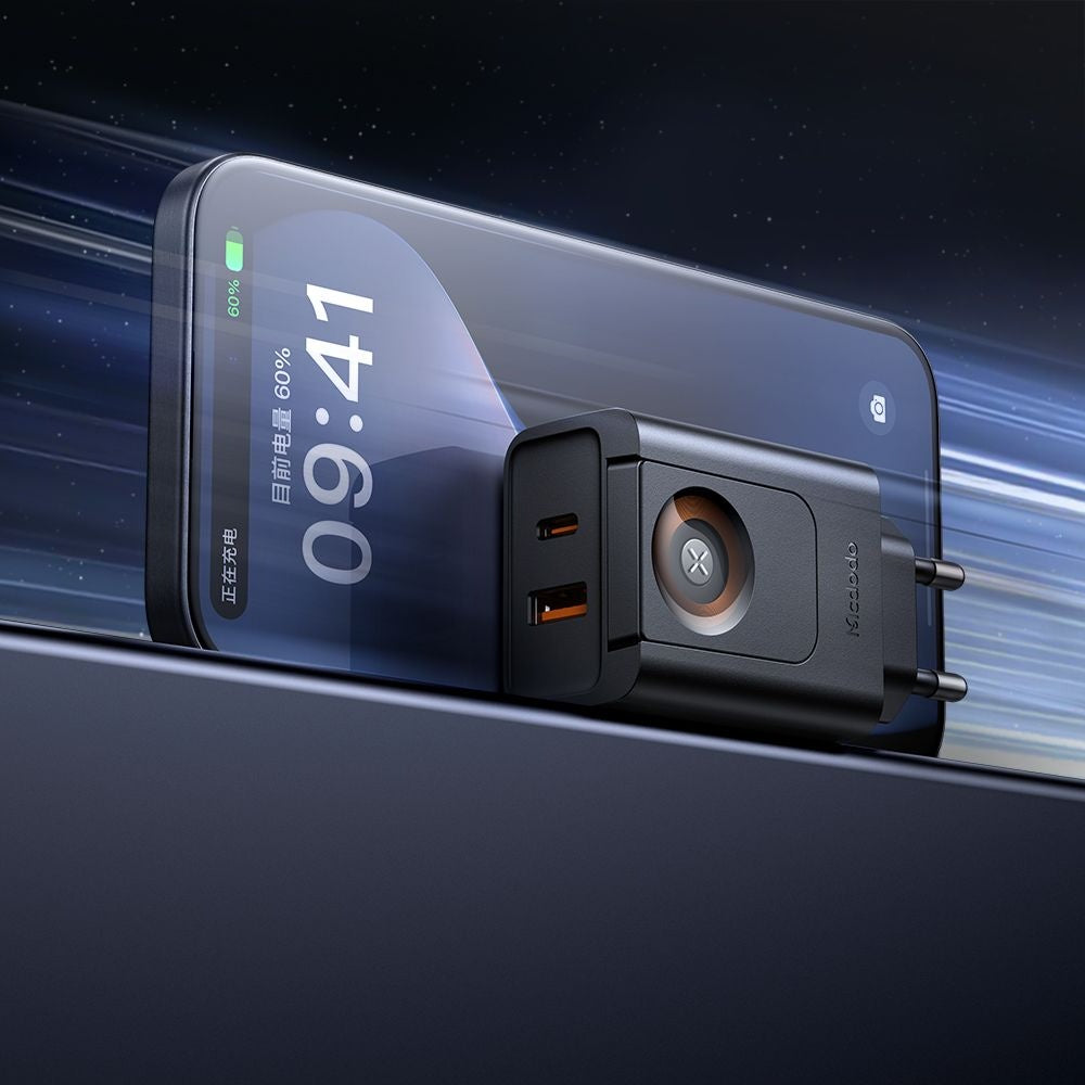 McDodo CH-3700 Companion hálózati töltő, 30W, 3A, 1 x USB-A - 1 x USB-C, fekete