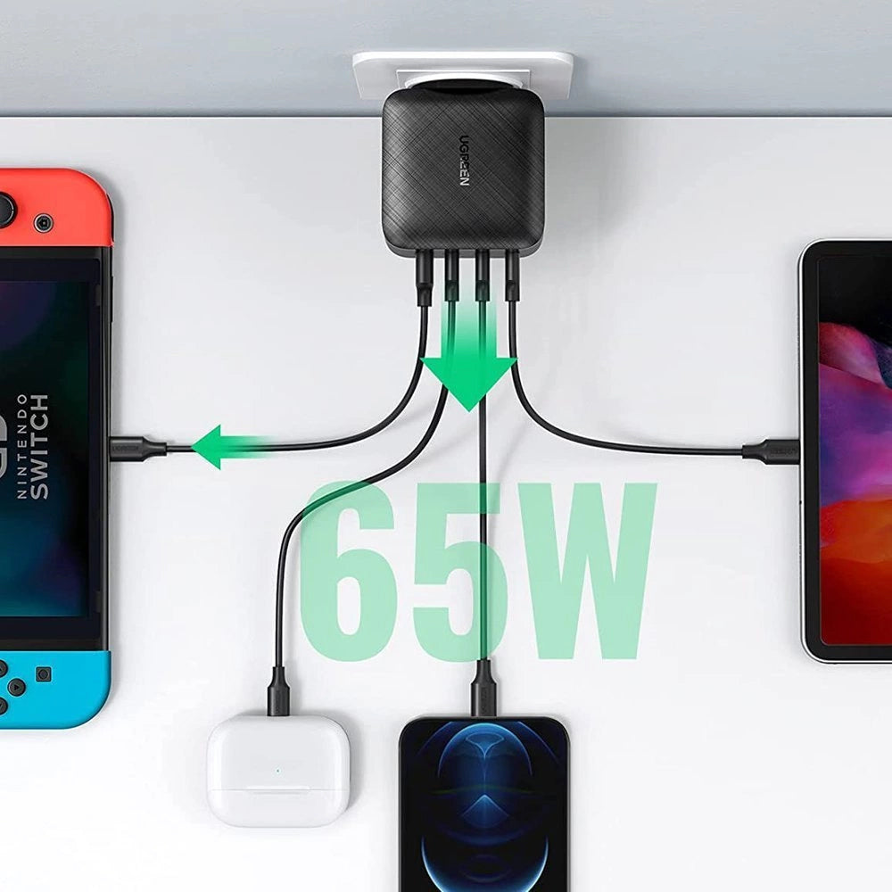 Hálózati töltő UGREEN CD104, 65W, 3A, 1 x USB-A - 3 x USB-C, Fekete