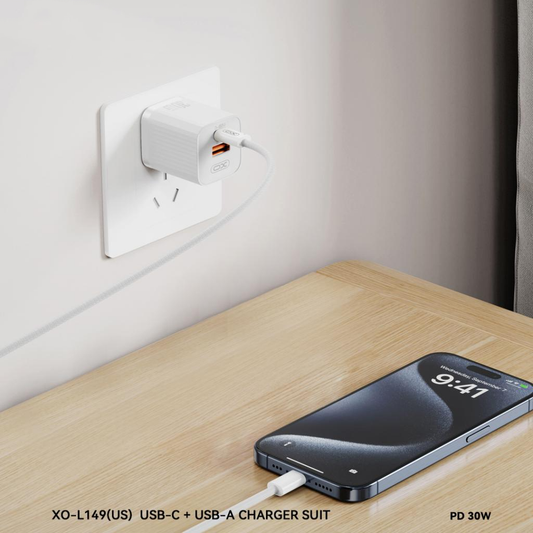 XO Design L149 hálózati töltő, 30W, 3A, 1 x USB-A - 1 x USB-C, Fehér