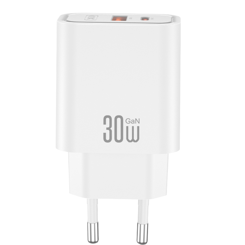 XO Design CE42 hálózati töltő, 30W, 3A, 1 x USB-A - 1 x USB-C, Fehér