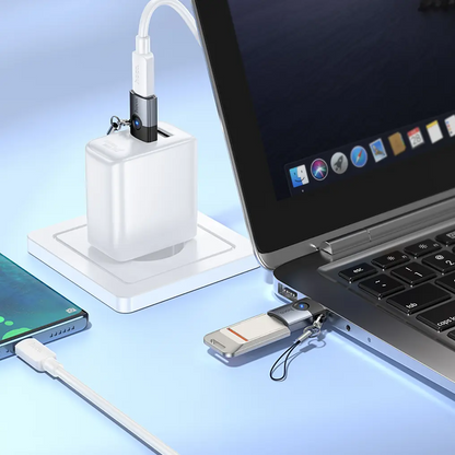 USB-C - USB-A Adat- és Töltőadapter HOCO UA46B, Szürke