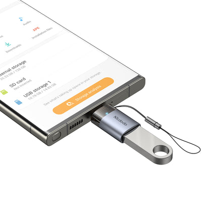OTG USB-C - USB-A McDodo OT-7400 adapter, Fekete