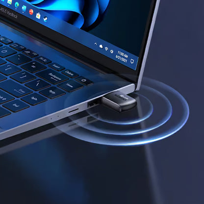 UGREEN CM762 (35264) vezeték nélküli adapter, Dual Band, Wi-Fi 6, 600Mbps, Fekete