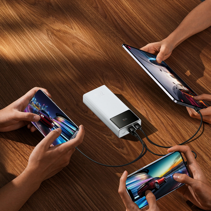 Baseus EnerFill FP41 külső akkumulátor, 30000mAh, 22,5W, QC + PD, 1 x USB-C - 2 x USB-A, Fehér E0027K01