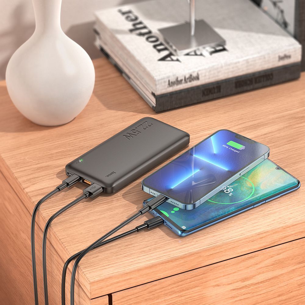 HOCO J101 külső akkumulátor, 10000mAh, 22.5W, QC + PD, 1 x USB-C - 2 x USB-A, Fekete