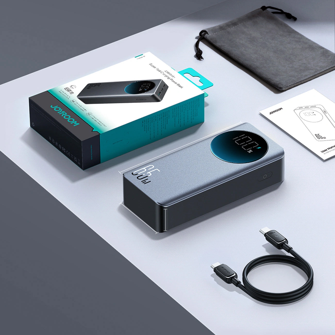 Joyroom JR-PBF05 Pro külső akkumulátor, 30000mAh, 65W, QC + PD, 1 x USB-A - 2 x USB-C, Fekete