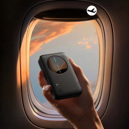 Joyroom JR-PBF13 külső akkumulátor, 5000mAh, 12W, 1 x USB-C - 2 x USB-A, Fekete