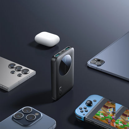 Joyroom JR-PBF13 külső akkumulátor, 5000mAh, 12W, 1 x USB-C - 2 x USB-A, Fekete