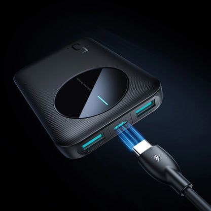 Joyroom JR-PBF13 külső akkumulátor, 5000mAh, 12W, 1 x USB-C - 2 x USB-A, Fekete