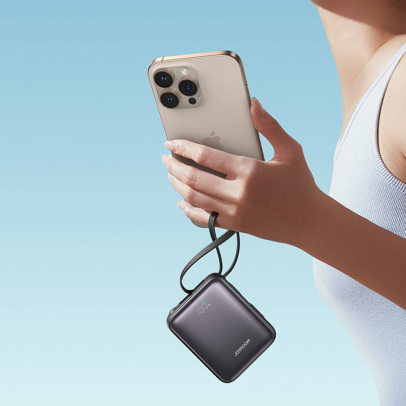 Joyroom JR-PBF27 külső akkumulátor, 10000mAh, 22.5W, QC + PD, 1 x Lightning - 2 x USB-C, Fekete