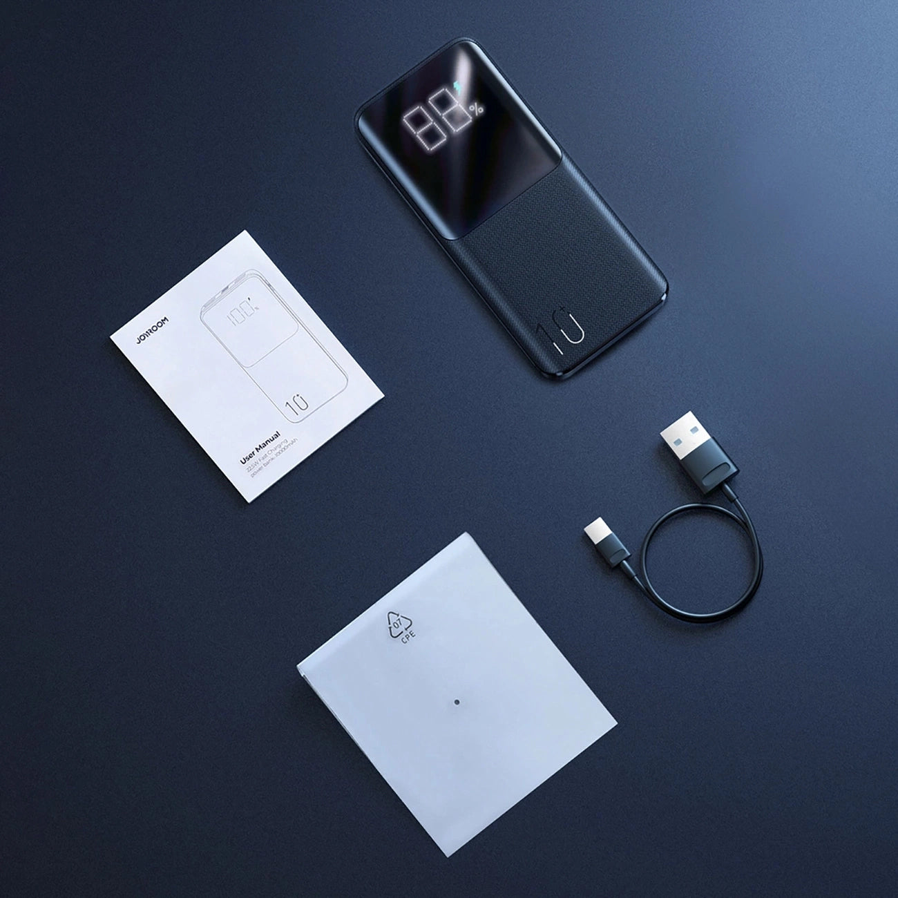 Joyroom JR-QP191 külső akkumulátor, 10000mAh, 22.5W, QC + PD, 1 x USB-C - 2 x USB-A, Fekete