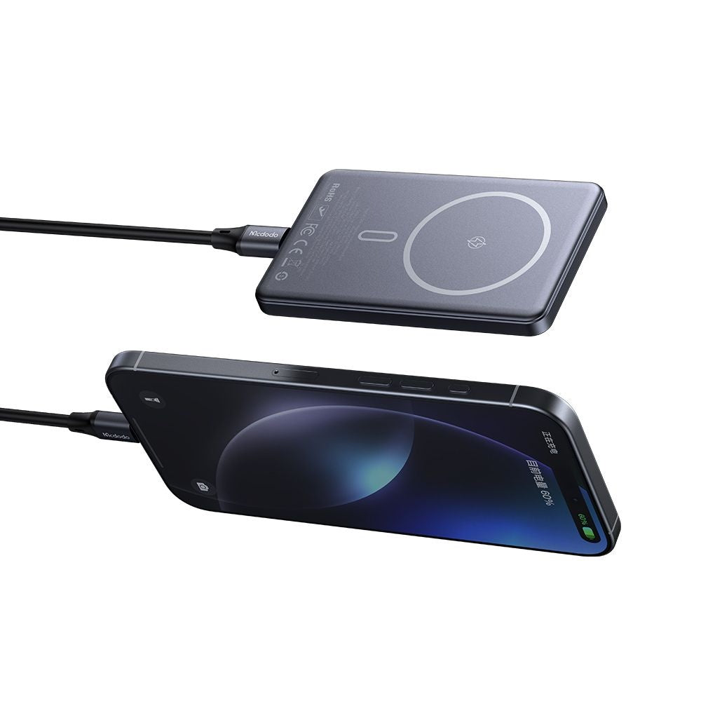 McDodo MC-4641 Meta vezeték nélküli külső akkumulátor, 5000mAh, 20W, PD + FQI, 1 x QI - 1 x USB-C, Fekete