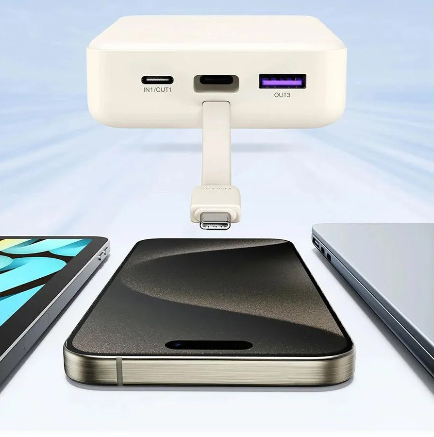 UGREEN PB521 külső akkumulátor, 20000mAh, 30W, QC + PD, 1 x USB-A - 2 x USB-C, Fehér