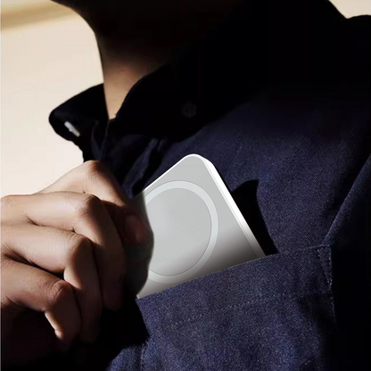 Dudao K26s külső vezeték nélküli akkumulátor, 5000mAh, 20W, PD + FQI, 1 x QI - 1 x USB-C, Fehér