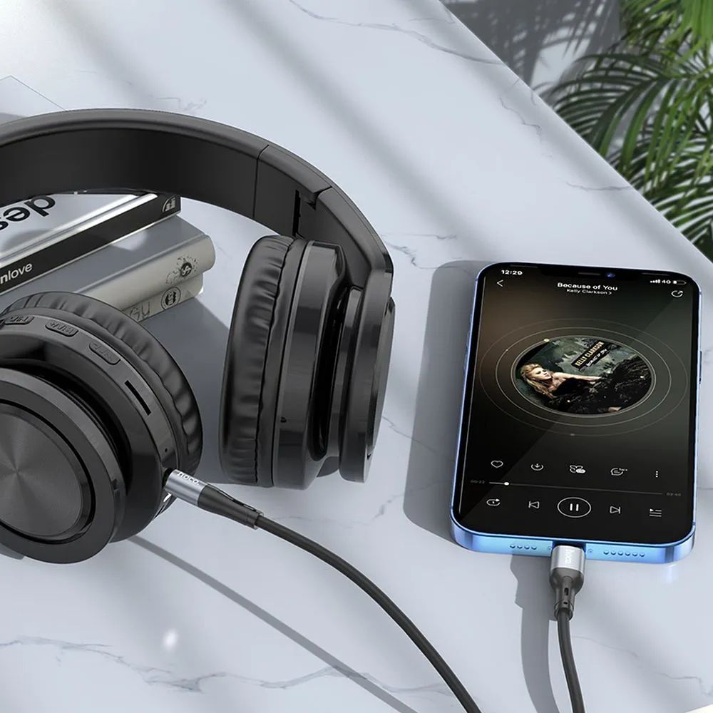 Audio kábel Lightning - 3.5mm HOCO UPA22, 1m, Fekete