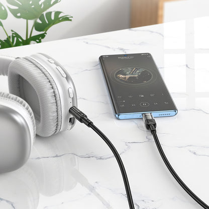 USB-C - 3,5 mm-es HOCO UPA27 audio kábel, 1,2 m, fekete