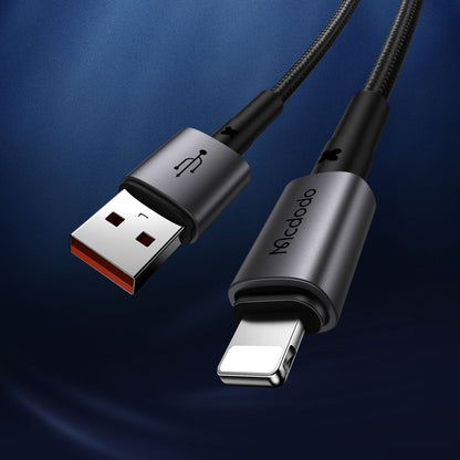 USB-A - Lightning McDodo CA-3580 adat- és töltőkábel, 18W, 1.2m, Fekete