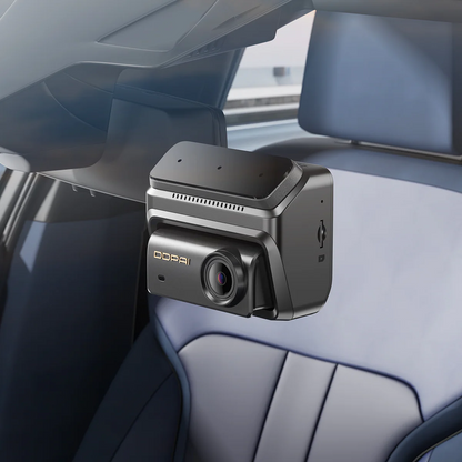DDPAI Z90 Dual Első és Hátsó Autós Kamera, 4K, 64Gb, Wi-Fi, GPS, 3 hüvelykes kijelző