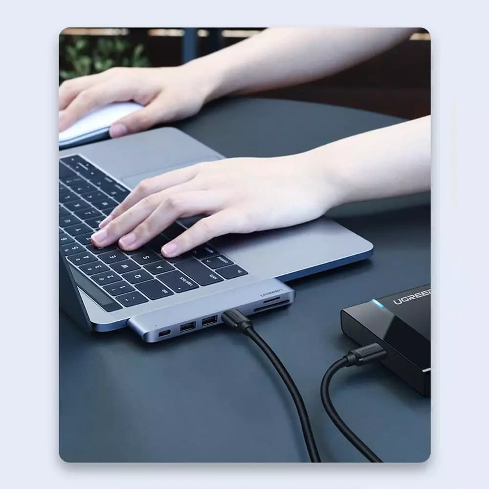 UGREEN CM251 USB-C hub Apple MacBook Pro / Air készülékhez, 3 x USB-A 3.0 - 1 x USB-C - 1 x SD - 1 x microSD, Szürke