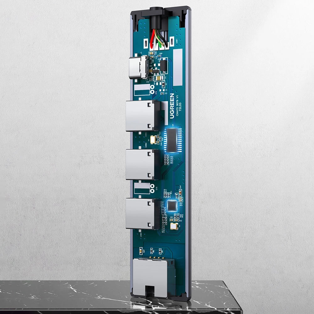 UGREEN CM475 USB Hub, 3 x USB-A 3.0 - 1 x USB-C - 1 x RJ45, Szürke