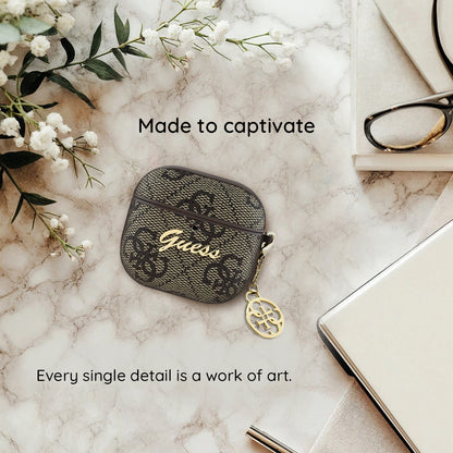 Guess 4G Charm tok Apple AirPods 4-hez, Barna