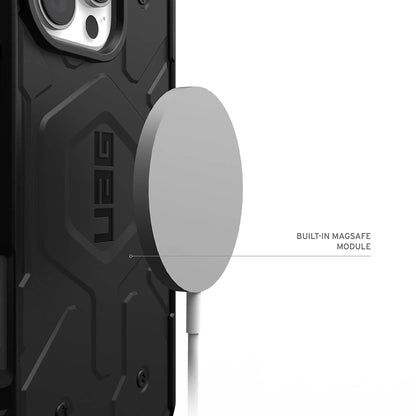 MagSafe tok Apple iPhone 17 Pro-hoz, Urban Armor Gear, Pathfinder, Zöld, Újracsomagolt