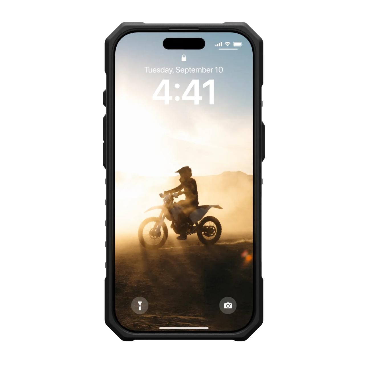 MagSafe tok Apple iPhone 16 Pro-hoz, Urban Armor Gear, Pathfinder Clear, Átlátszó