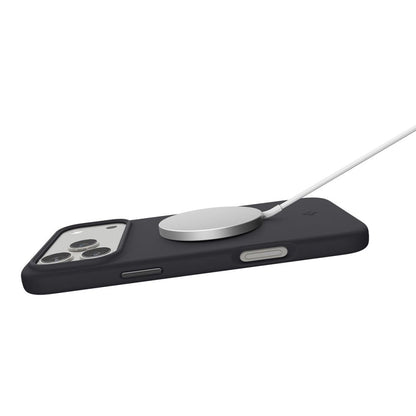 MagSafe tok Apple iPhone 17 Pro-hoz, Spigen, Silicone Fit, Fekete