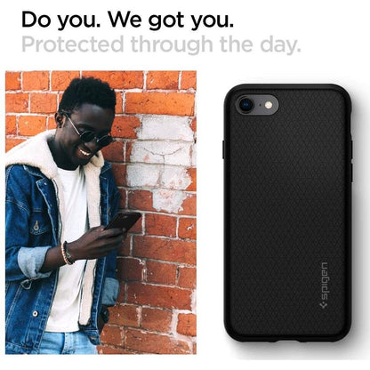 Tok Apple iPhone SE (2022) / SE (2020) / 8 / 7 készülékhez, Spigen, Liquid Air, Fekete 042CS20511