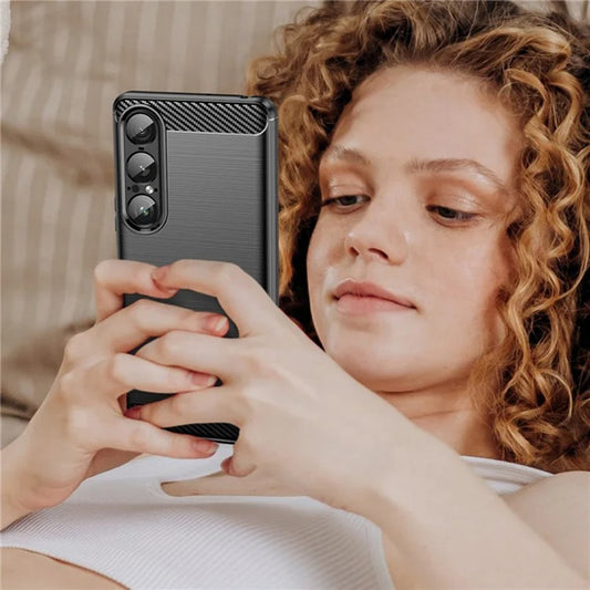 Tok Sony Xperia 1 VII-hez, Techsuit, karbon, fekete