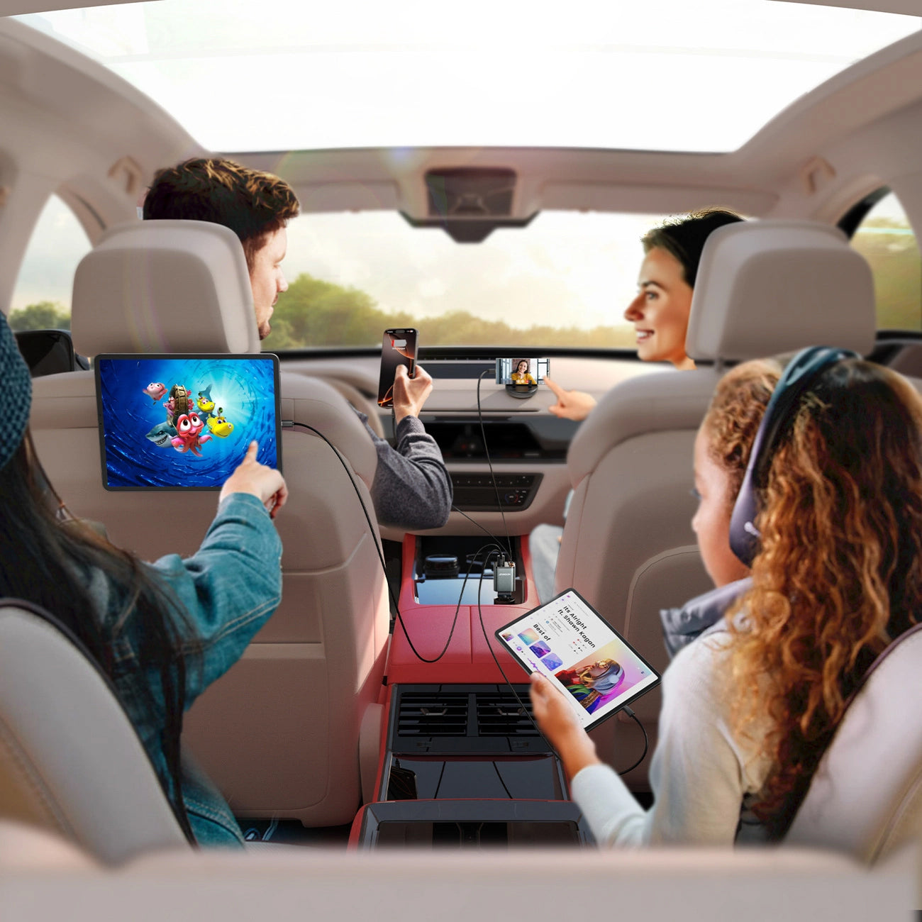 Autós töltő USB-C / Lightning kábellel Joyroom JR-CCL05, 30W, 3A, 1 x USB-A - 1 x USB-C, Szürke