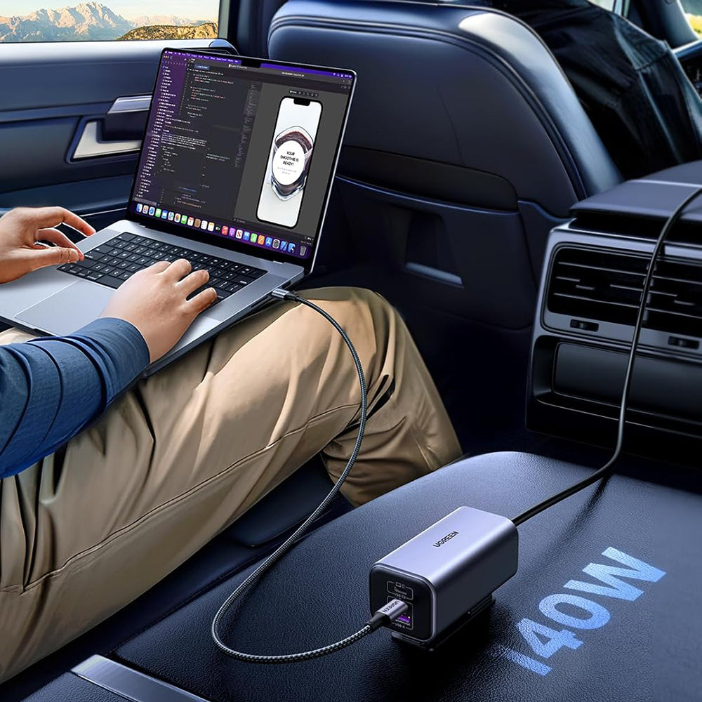 UGREEN EC706 Autós Töltő, 150W, 5A, 1 x USB-A - 3 x USB-C, Fekete