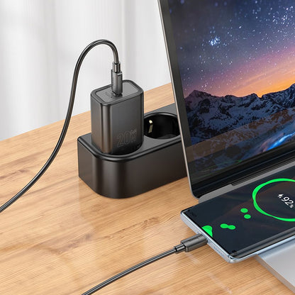 Hálózati töltő USB-C kábellel HOCO N60, 20W, 3A, 1 x USB-C, Fekete