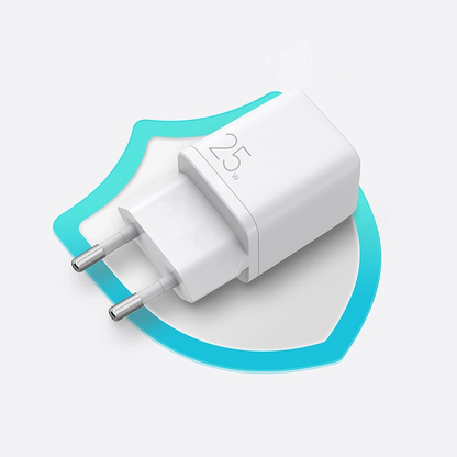 Joyroom L-P251 hálózati töltő, 25W, 3A, 1 x USB-C, Fehér