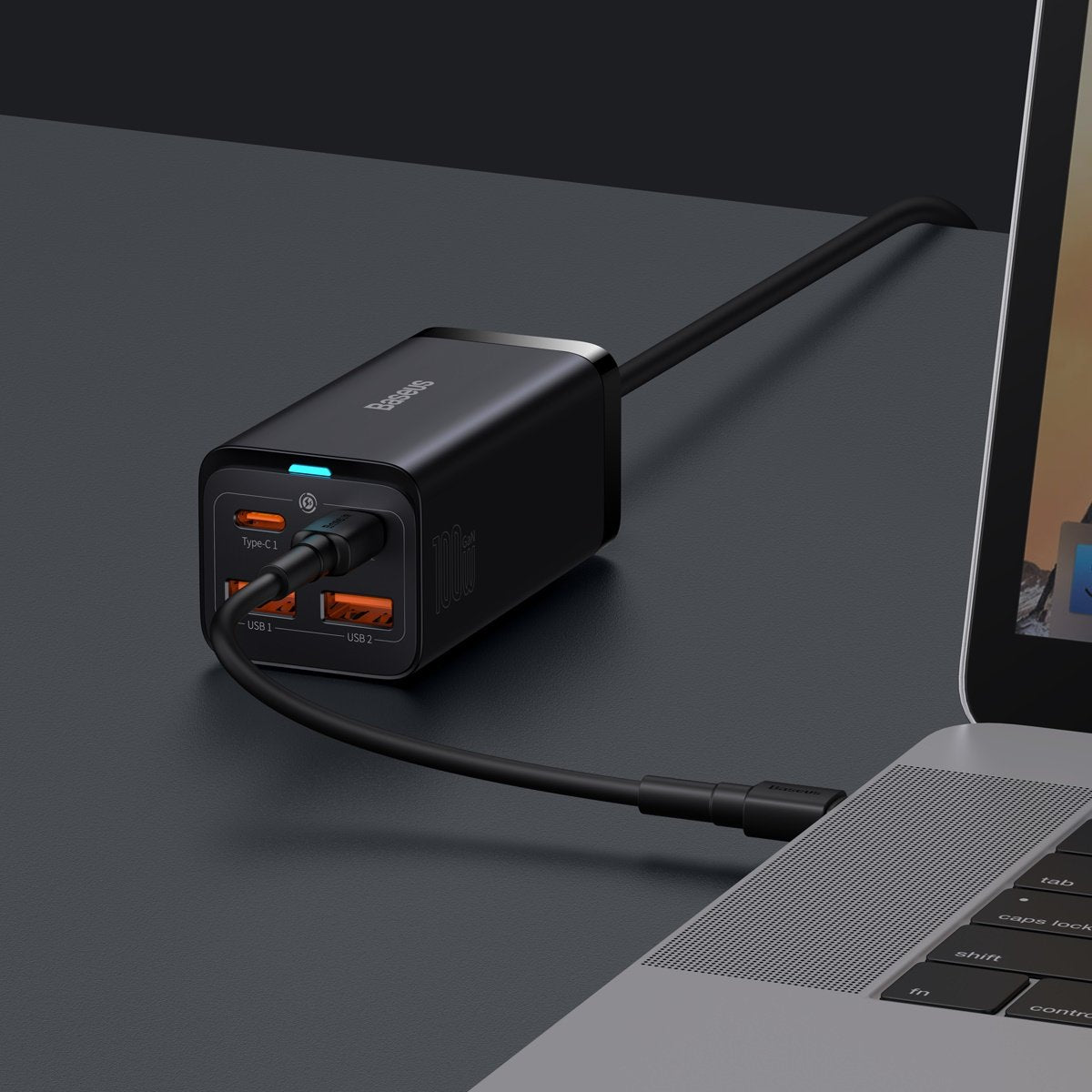 Baseus GaN3 Pro töltőállomás, 100W, 5A, 2 x USB-A - 2 x USB-C, Fekete CCGP000101