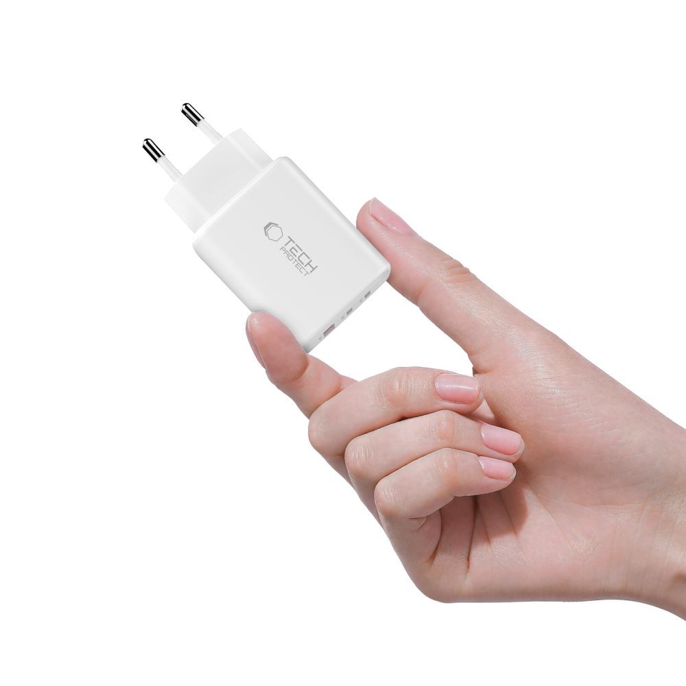 Tech-Protect NCA65W hálózati töltő, 65W, 3A, 1 x USB-A - 2 x USB-C, Fehér